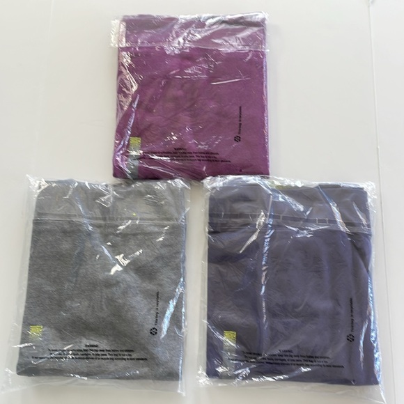 3 NWT Tek Gear Crew Neck Sweat shirts Small - Picture 3 of 6